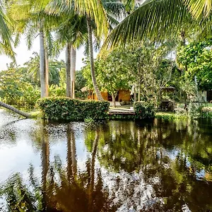 https://kibayo-lagoon-villa.comcaribbean.com