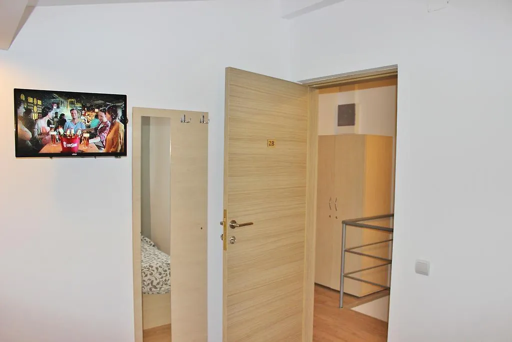 Central Guesthouse (Adults Only) Bucharest