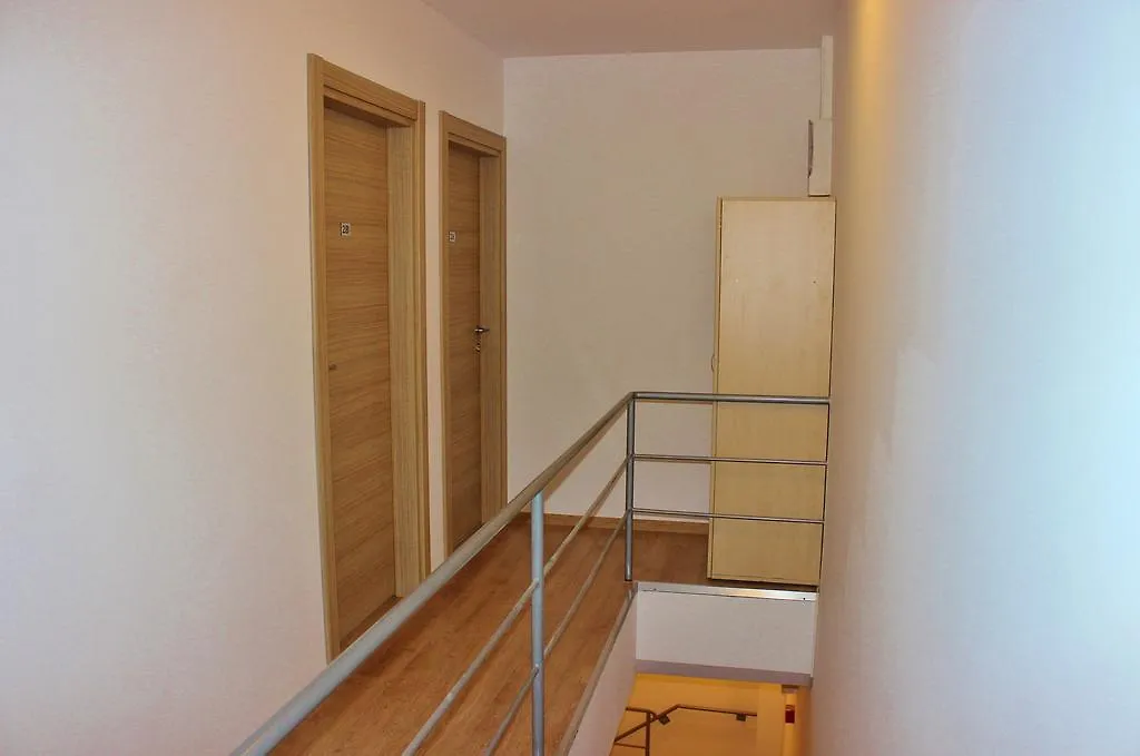 Central Guesthouse (Adults Only) Bucharest 3*,