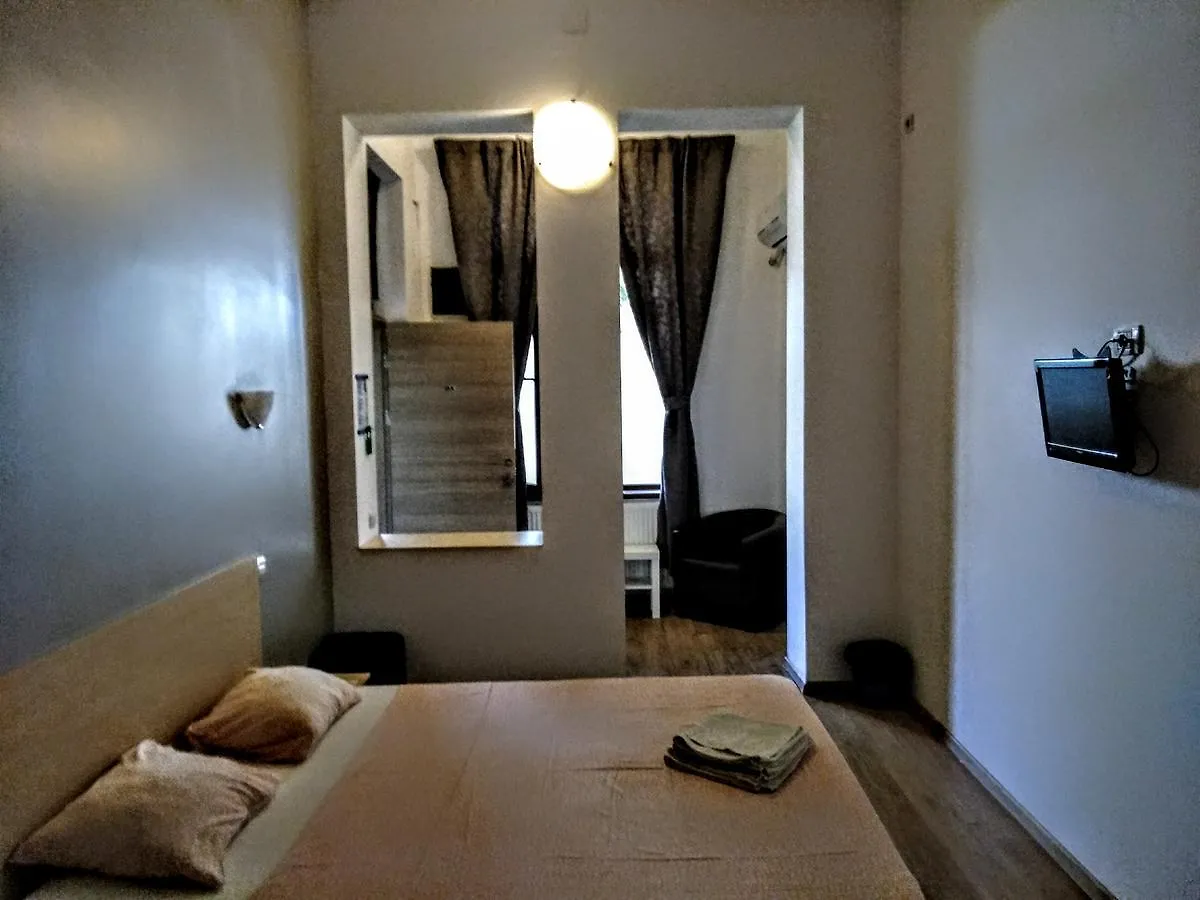 Central Guesthouse (Adults Only) Bucharest 3*,