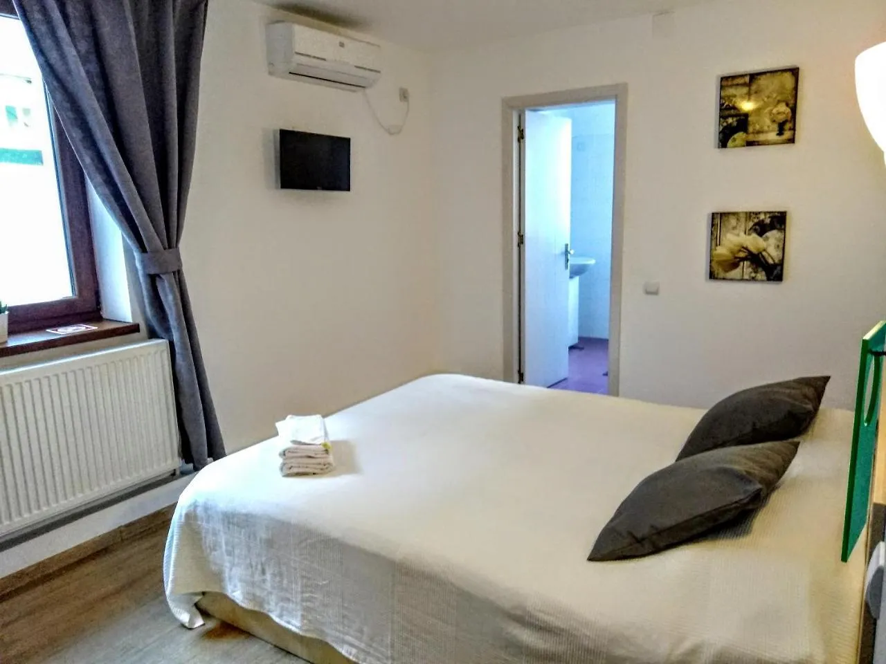 Central Guesthouse (Adults Only) Bucharest Guest house